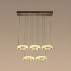 Suspension élégante en cristal avec LED et télécommande pour cuisine.