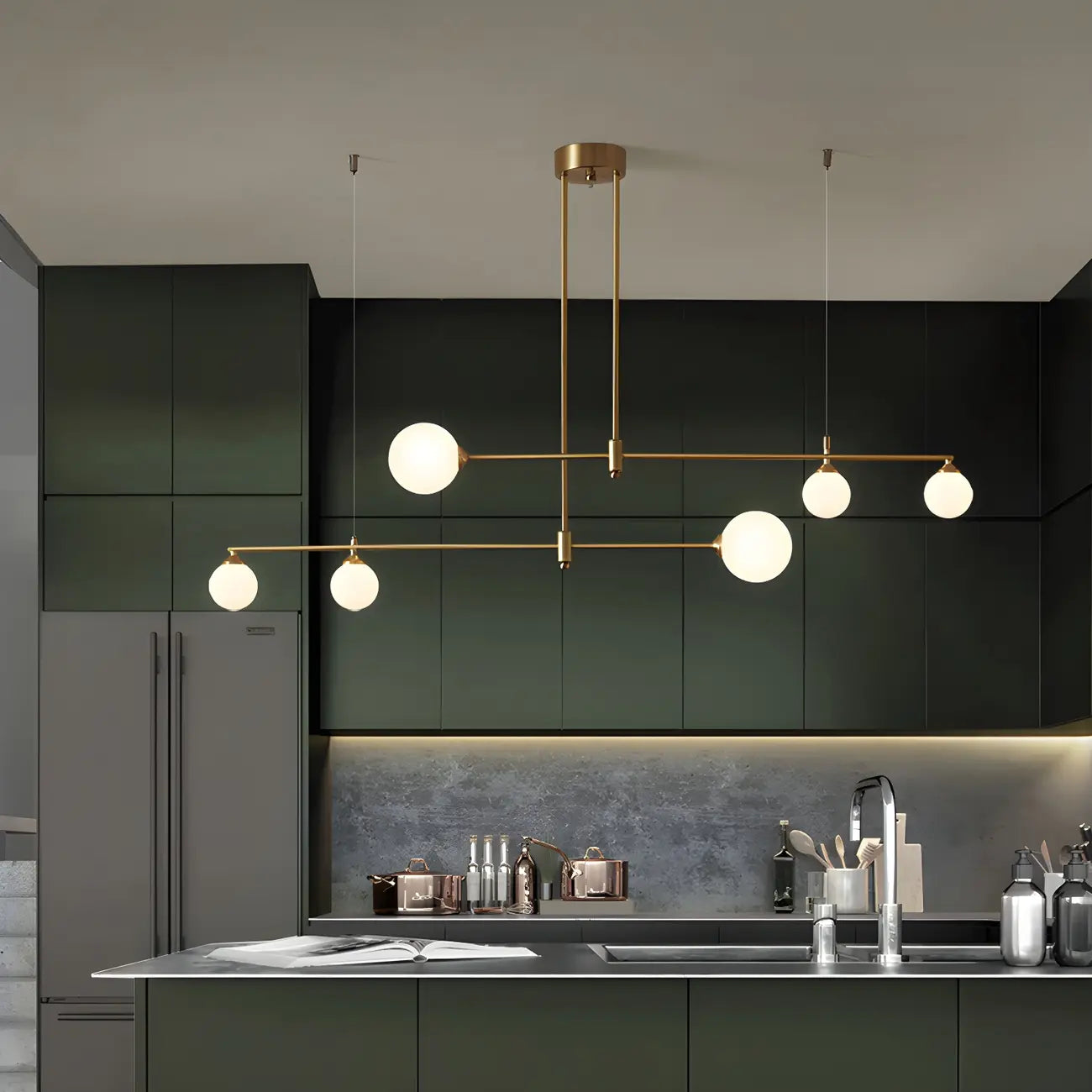 Suspension moderne dorée à globe réglable pour îlot de cuisine