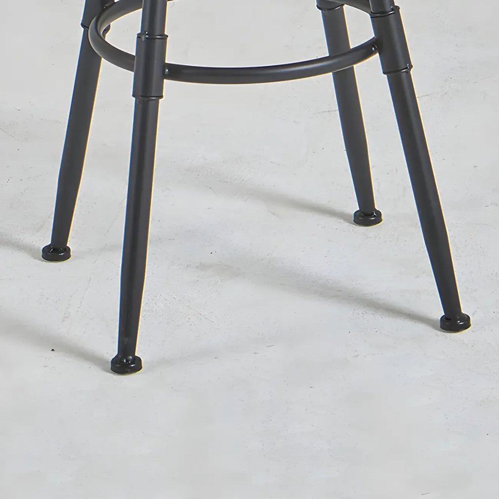 Tabourets de bar pivotants en métal et cuir de style industriel avec dossier