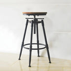 Tabourets de bar pivotants en métal et cuir de style industriel avec dossier