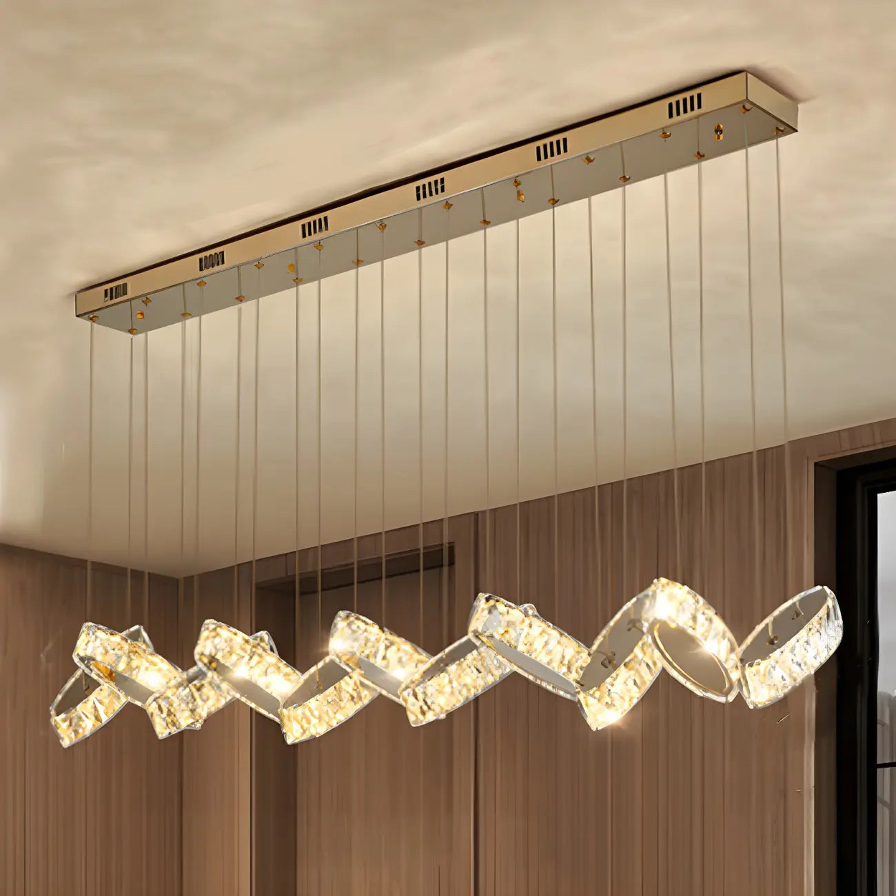 Suspension linéaire moderne en cristal doré pour cuisine