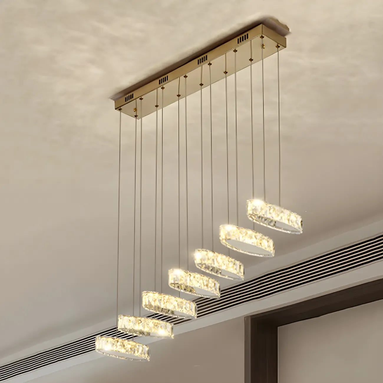 Suspension linéaire moderne en cristal doré pour cuisine