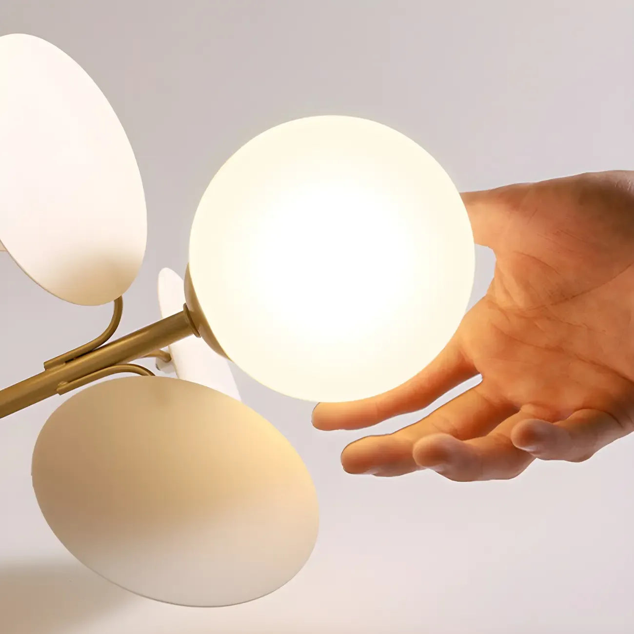 Plafonnier semi-encastré moderne en forme de boule de verre pour chambre à coucher