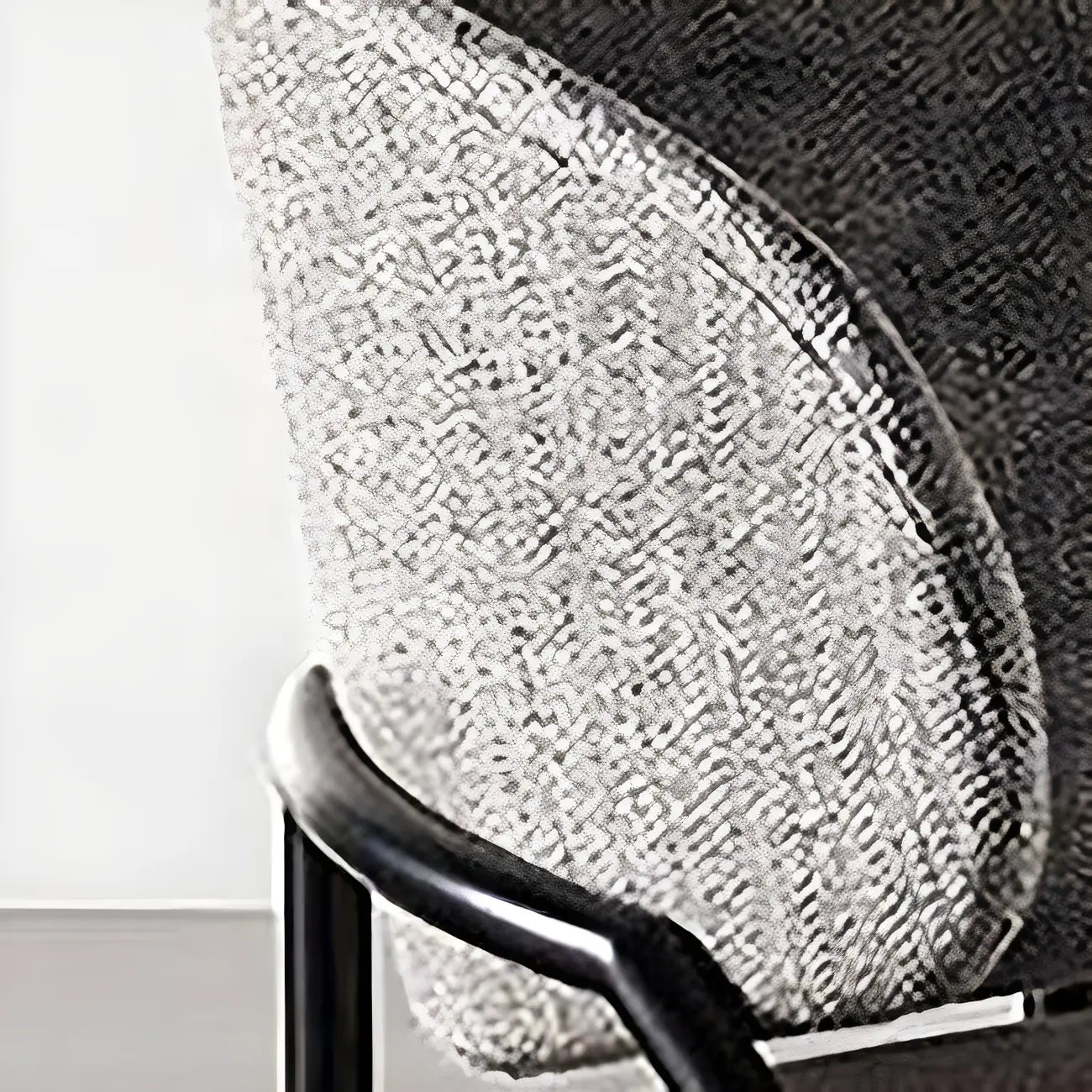 Chaise de salle à manger contemporaine grise rembourrée avec structure en métal