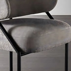 Chaise de salle à manger contemporaine grise rembourrée avec structure en métal