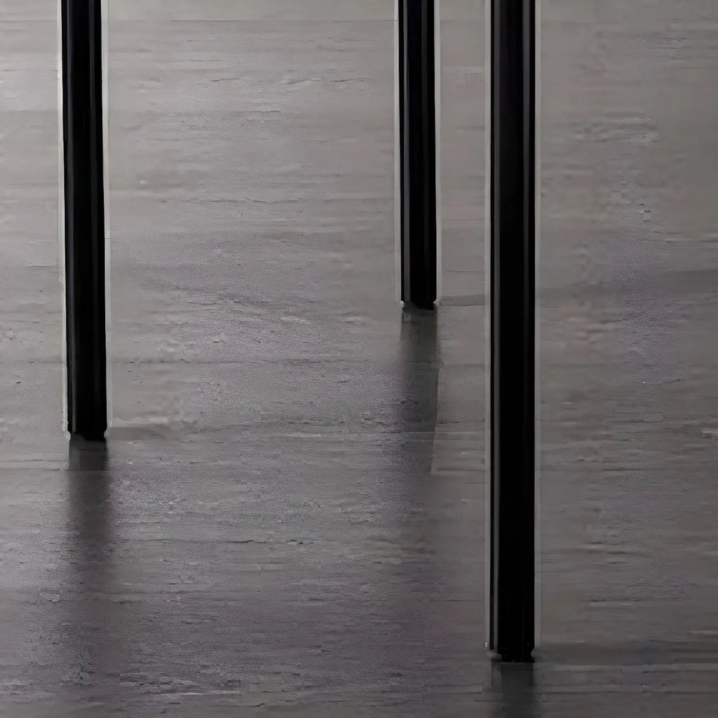 Chaise de salle à manger contemporaine grise rembourrée avec structure en métal