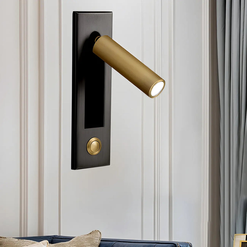 Applique murale moderne en métal avec LED et interrupteur, idéale pour la lecture dans la chambre.