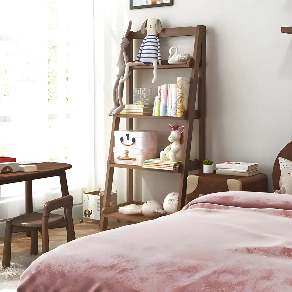 Bibliothèque minimaliste en bois avec échelle et rangement, couleur noyer