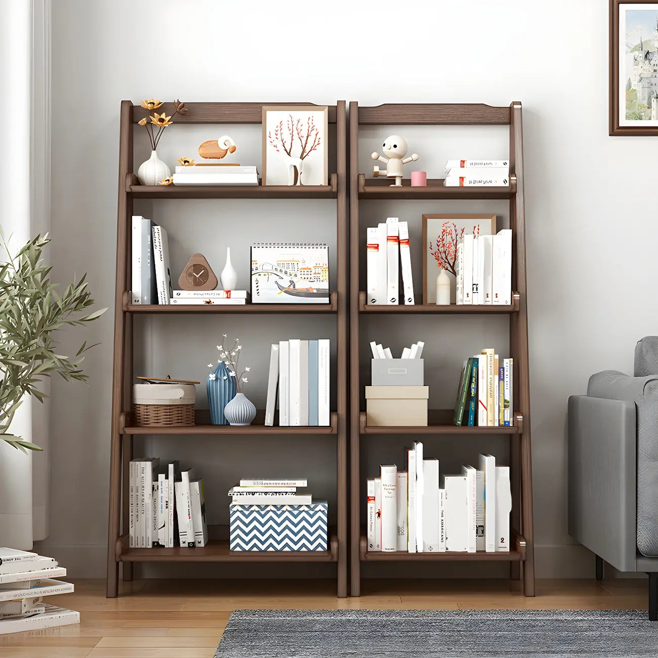 Bibliothèque minimaliste en bois avec échelle et rangement, couleur noyer