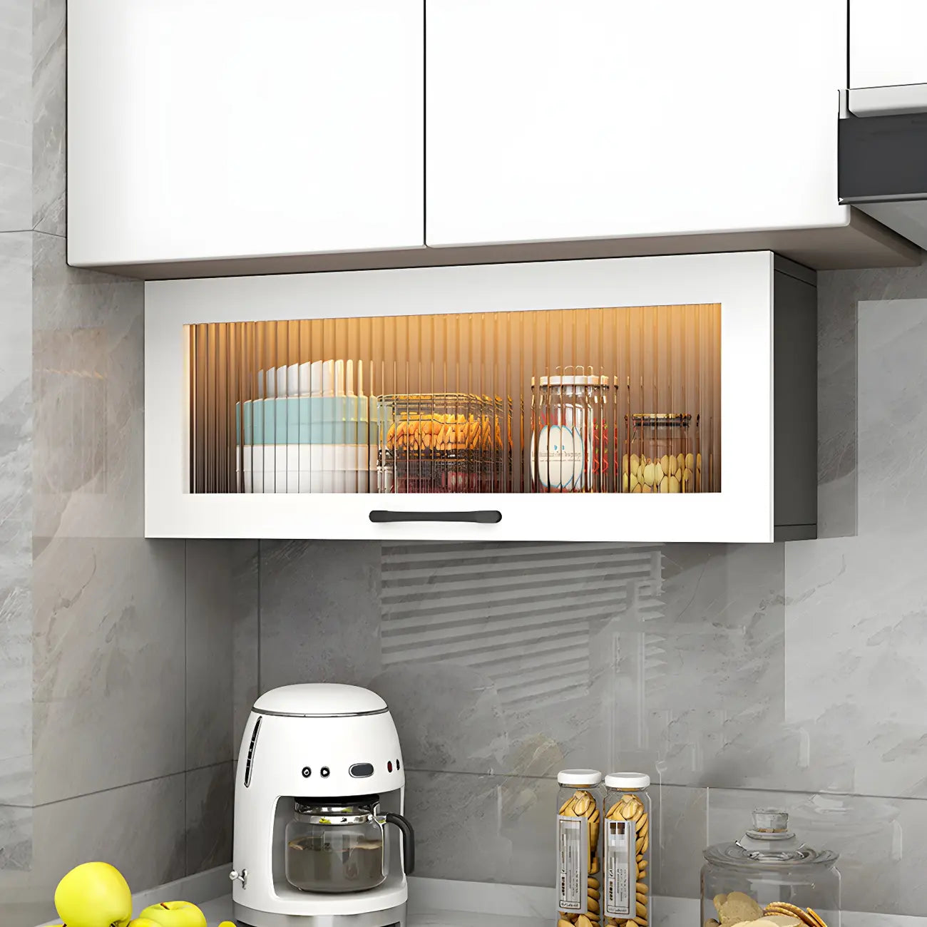 vaisselier mural en bois blanc pour cuisine