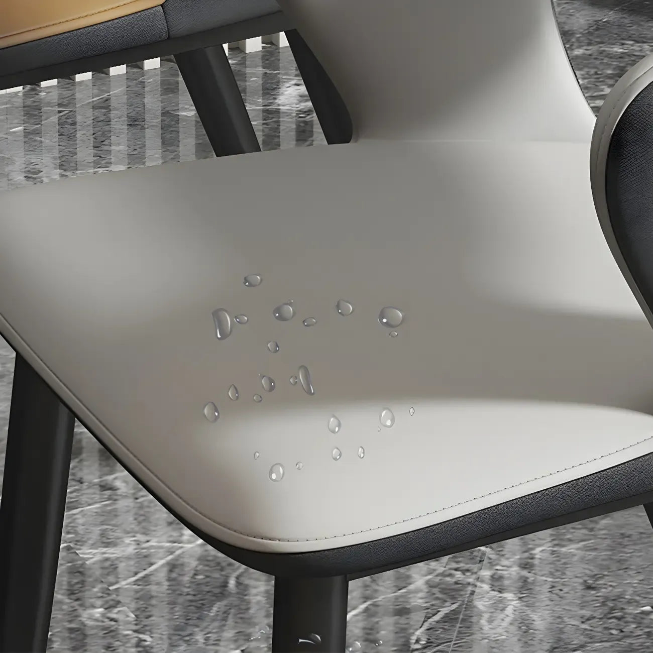 Chaise de salle à manger contemporaine rembourrée à dossier ouvert avec accoudoirs