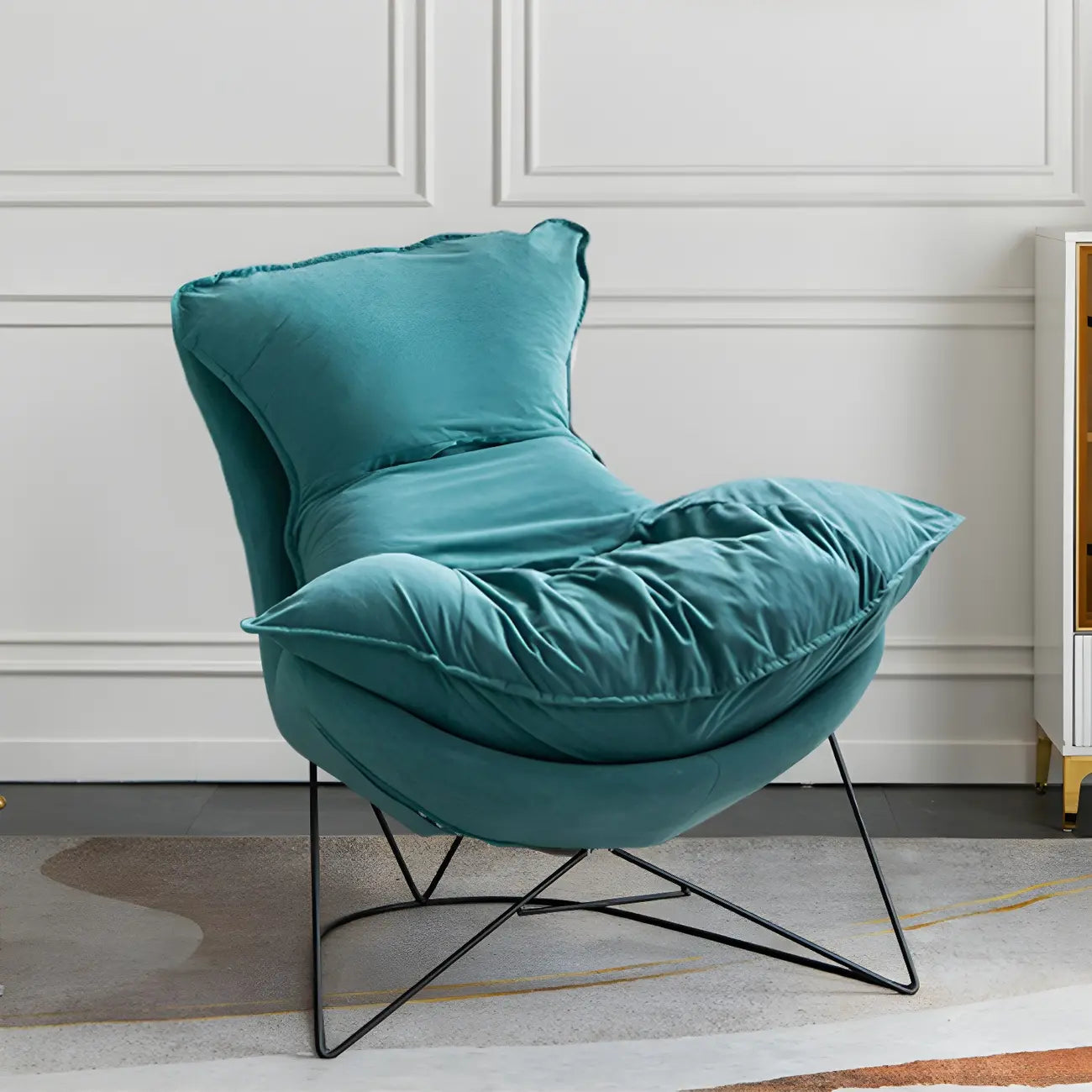 Fauteuil d'appoint moderne en tissu avec dossier coussin