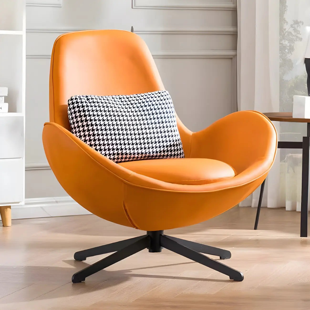 Fauteuil lounge moderne en cuir avec accoudoirs
