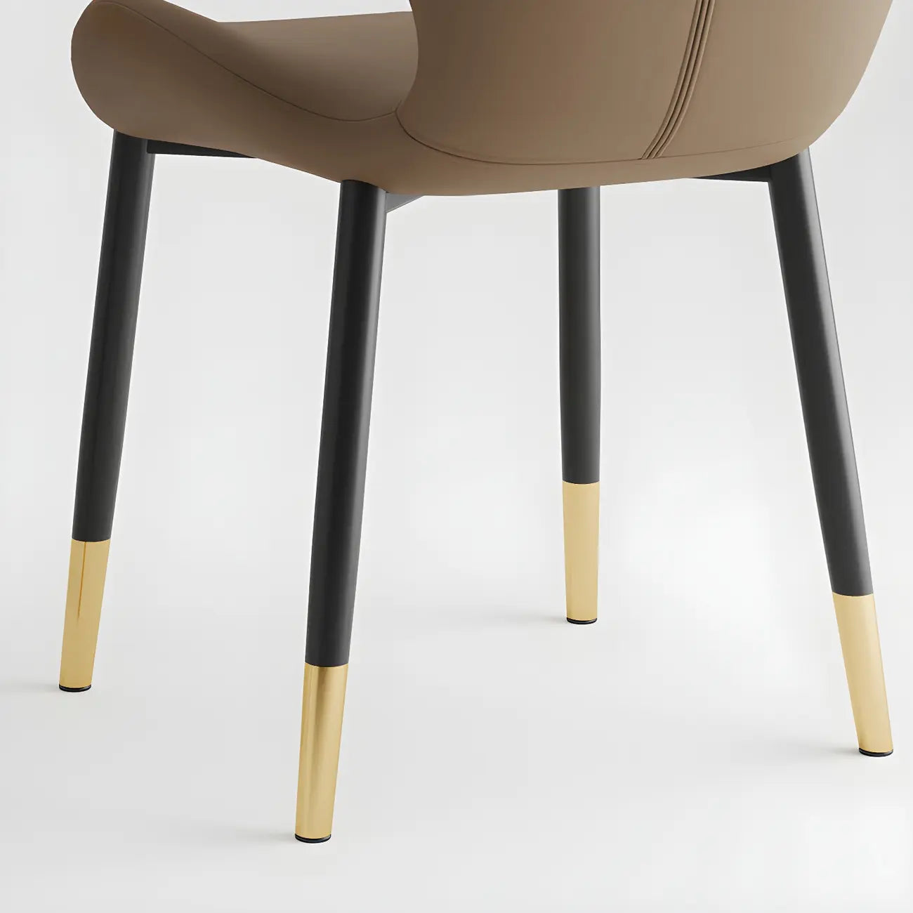 Chaise de salle à manger Art Déco en cuir à dossier incurvé et dossier plein