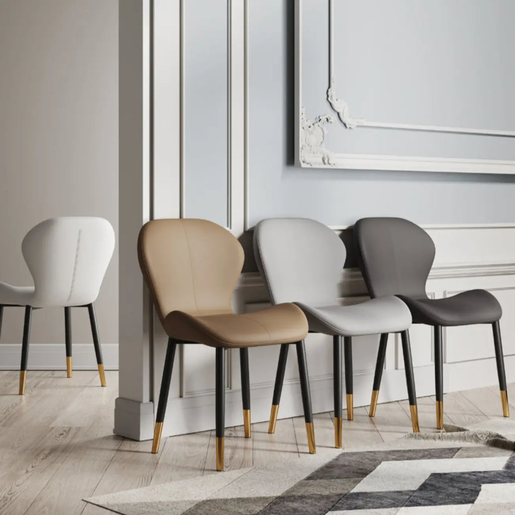 Chaise de salle à manger Art Déco en cuir à dossier incurvé et dossier plein