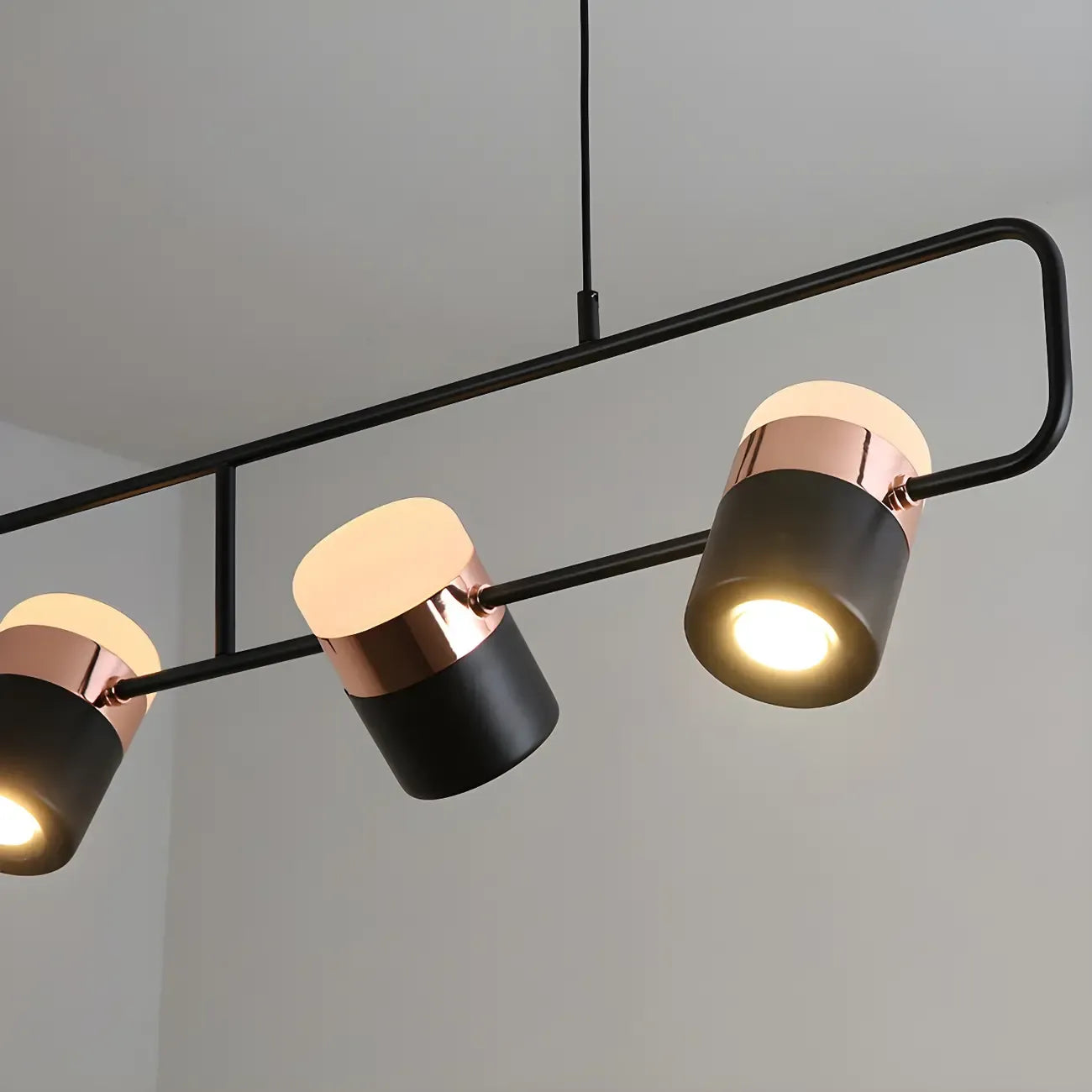 Suspension cylindrique noire moderne pour cuisine