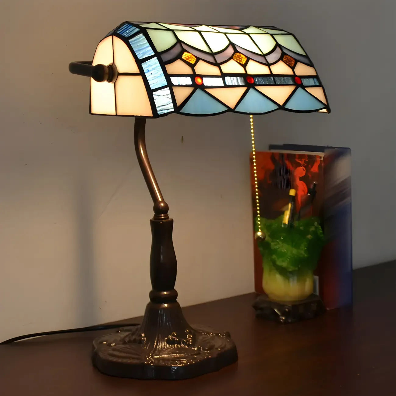 Lampe de table rétro HomeyFad en vitrail LED, style banquier, avec chaînette.