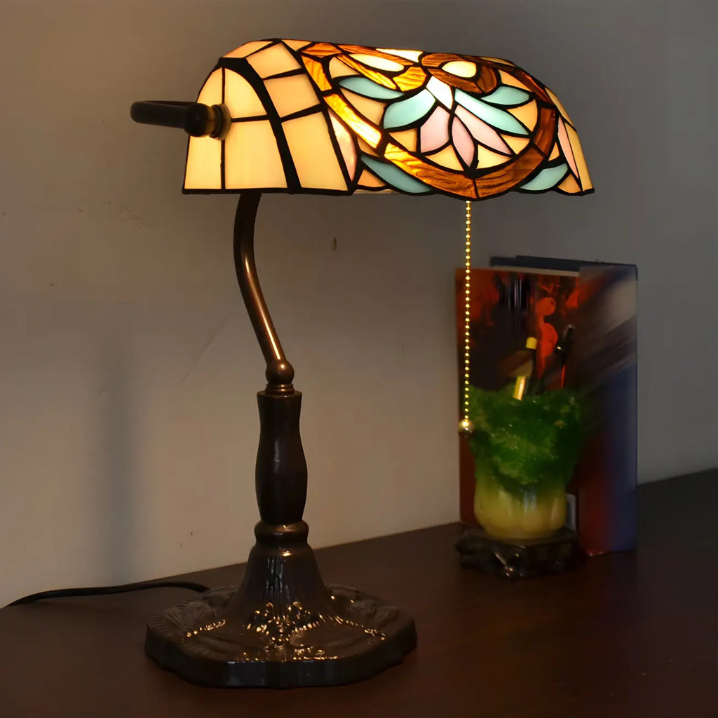 Lampe de table rétro HomeyFad en vitrail LED, style banquier, avec chaînette.