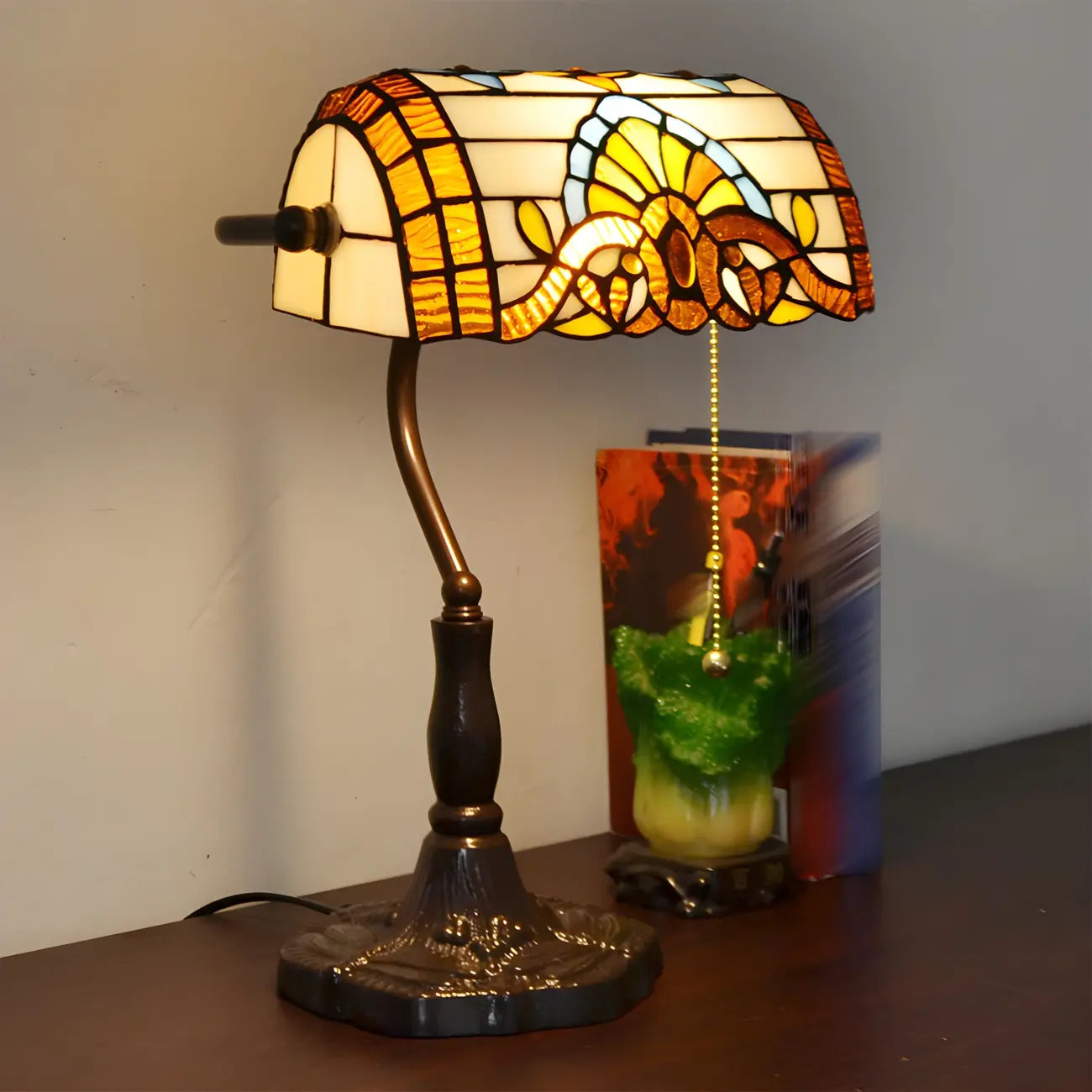 Lampe de table rétro HomeyFad en vitrail LED, style banquier, avec chaînette.