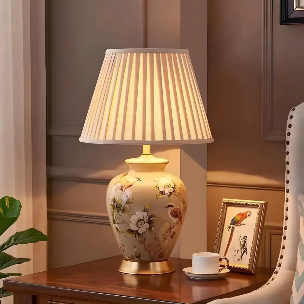 Lampe de table HomeyFad classique en céramique avec abat-jour en tissu jaune clair et motif floral