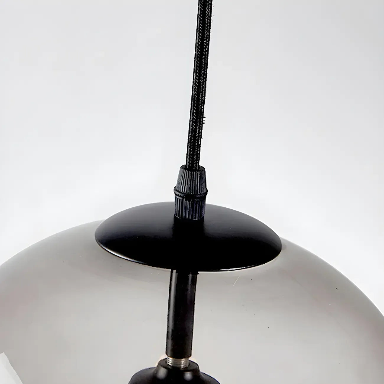 Suspension moderne en verre noir pour cuisine et salle à manger