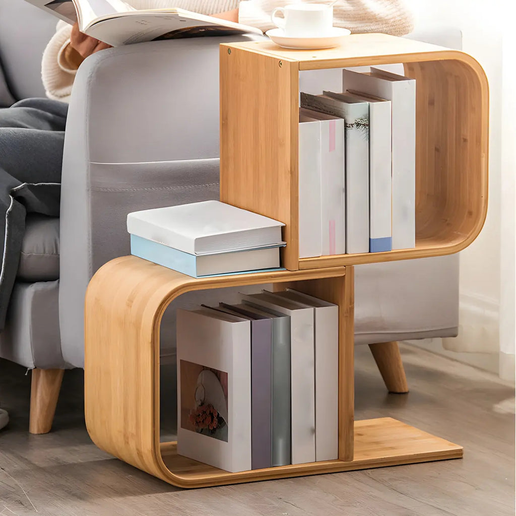 Bibliothèque verticale géométrique en bois de bambou finition naturelle