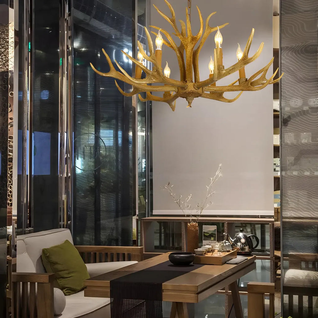 Lustre rustique en résine dorée en forme de bois de cerf
