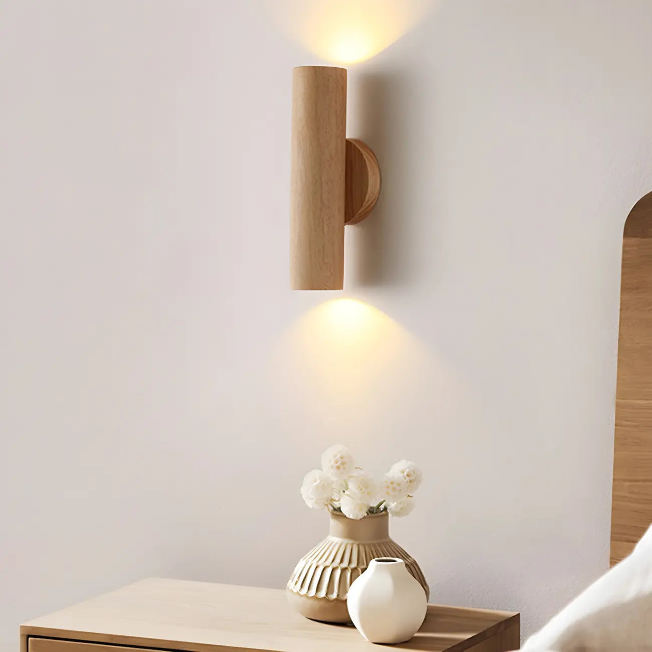 Applique murale cylindrique nordique en bois avec éclairage LED vers le haut et vers le bas