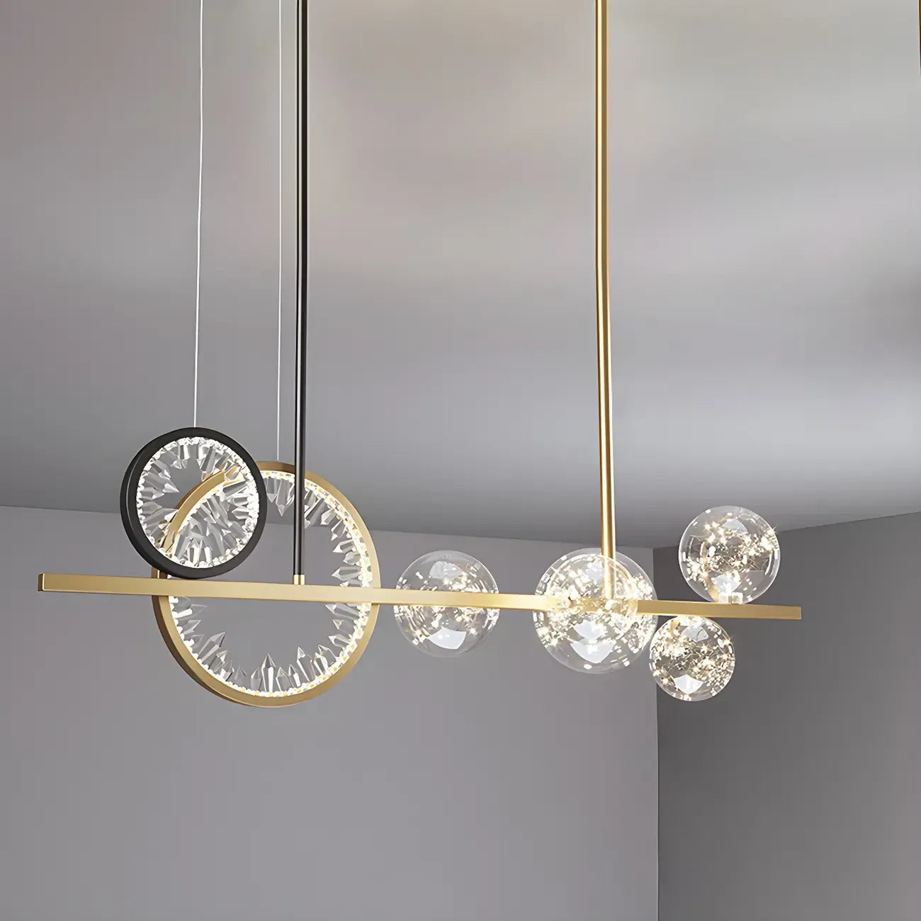 Suspension géométrique dorée en verre et cristal pour îlot