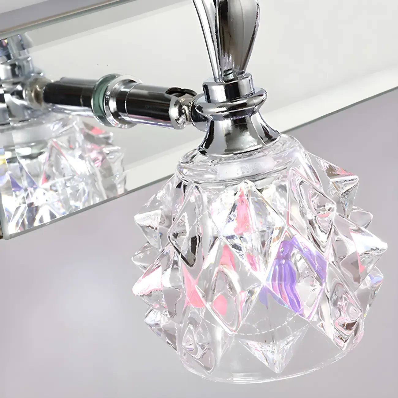 Applique murale classique chromée avec abat-jour en verre et miroir réglable pour salle de bain