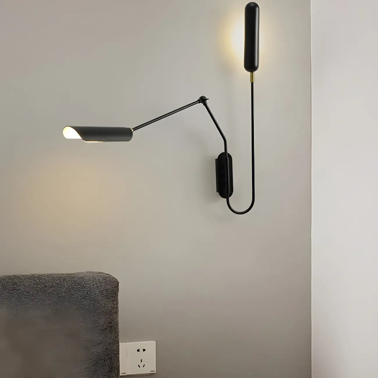 Applique murale moderne en métal noir à 2 lumières avec bras articulé