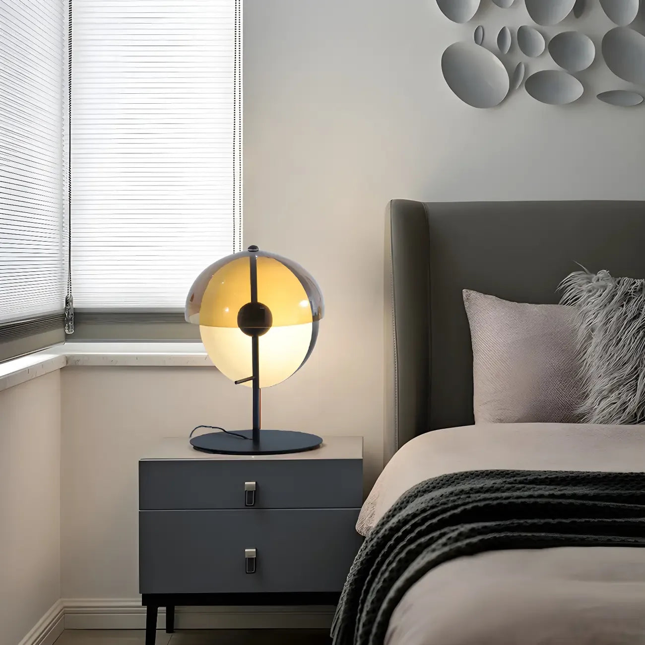 Lampe de table moderne en verre noir pour chambre à coucher