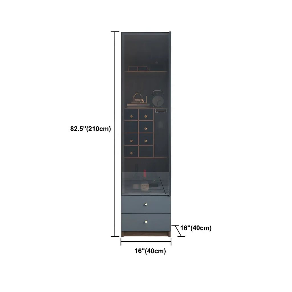 Credenza da esposizione in legno con ante in vetro ambrato e portabottiglie