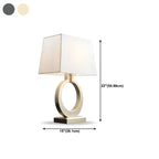 Lampe de table LED à anneau doré, base carrée et abat-jour rectangulaire