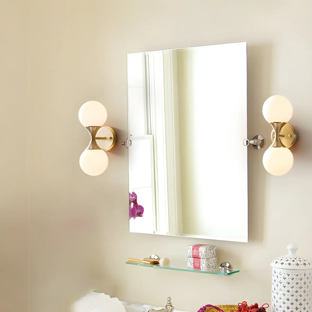 Applique murale moderne dorée à double globe en verre pour salle de bain