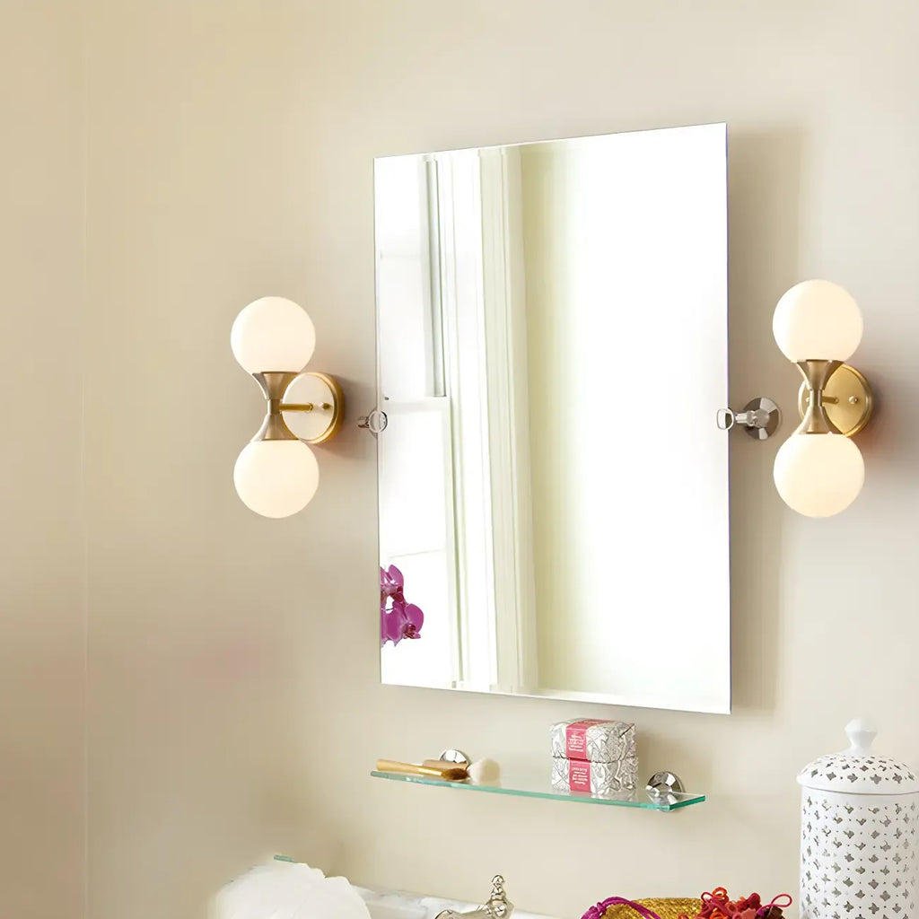 Applique murale moderne dorée à double globe en verre pour salle de bain
