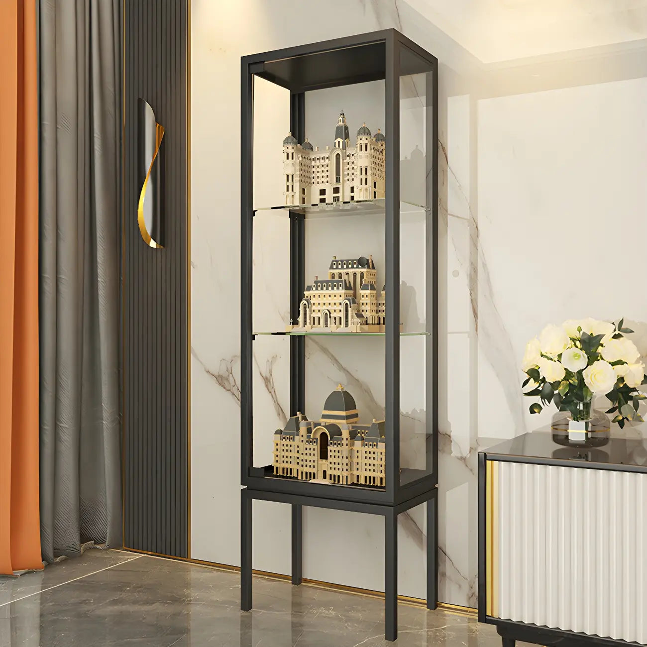 Vitrine avec étagère en verre transparent et cadre en métal noir