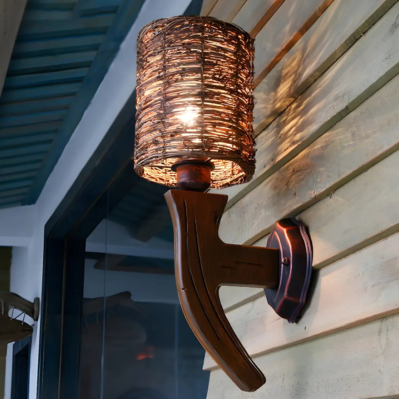 Applique murale d'extérieur cylindrique en rotin et bois
