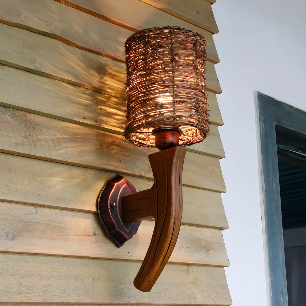 Applique murale d'extérieur cylindrique en rotin et bois