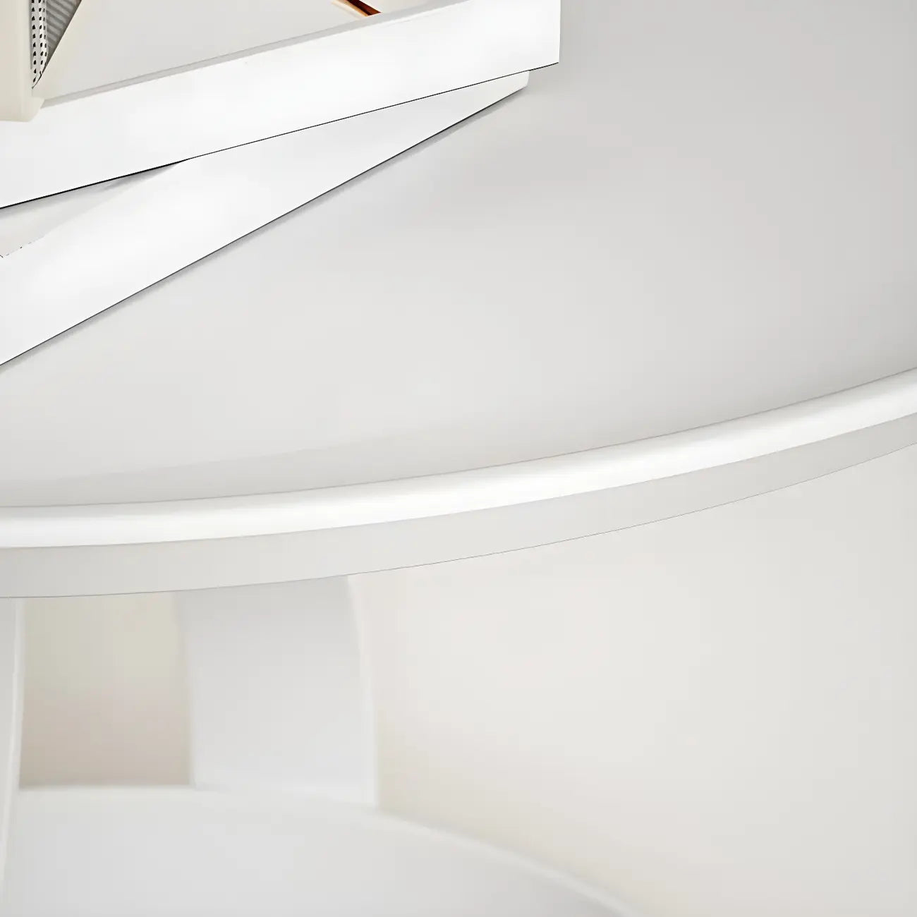 Petite table de chevet minimaliste ronde en métal avec plateau,