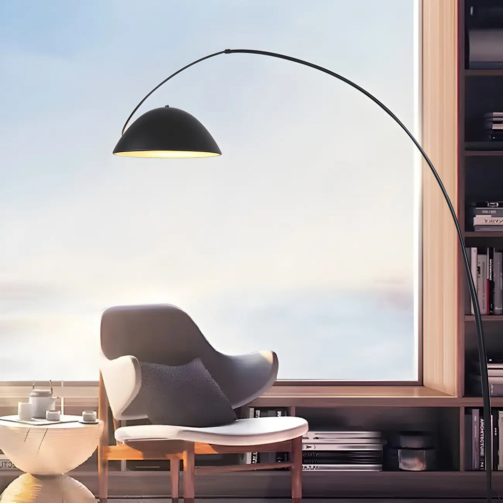 Lampadaire conique en métal noir en forme de ligne de pêche