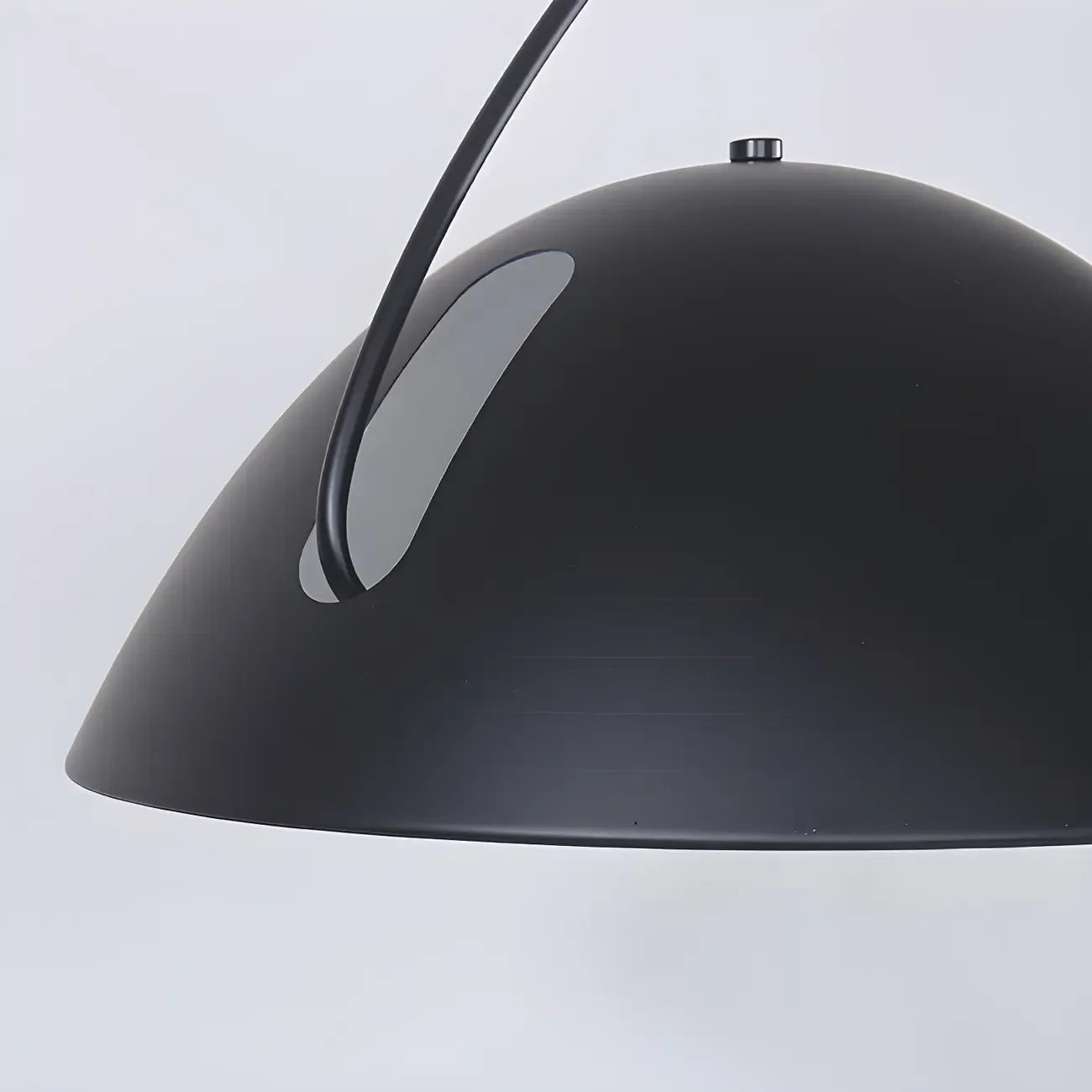 Lampadaire conique en métal noir en forme de ligne de pêche