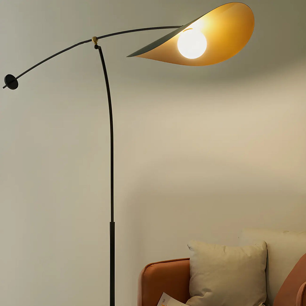 Lampadaire arqué en métal noir artistique de 73 pouces avec bras oscillant