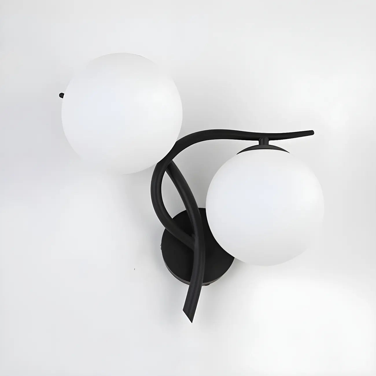 Applique murale double en verre torsadé doré moderne avec globe lumineux