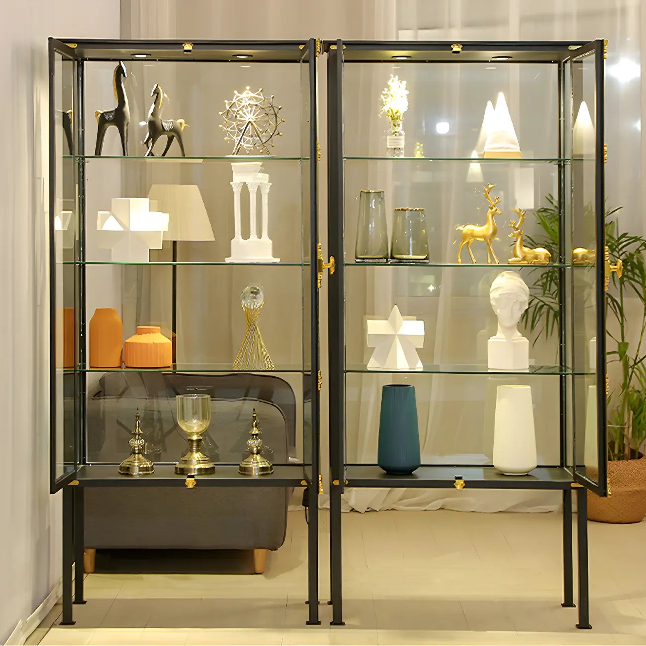 Vitrine élégante à cadre en métal noir et verre