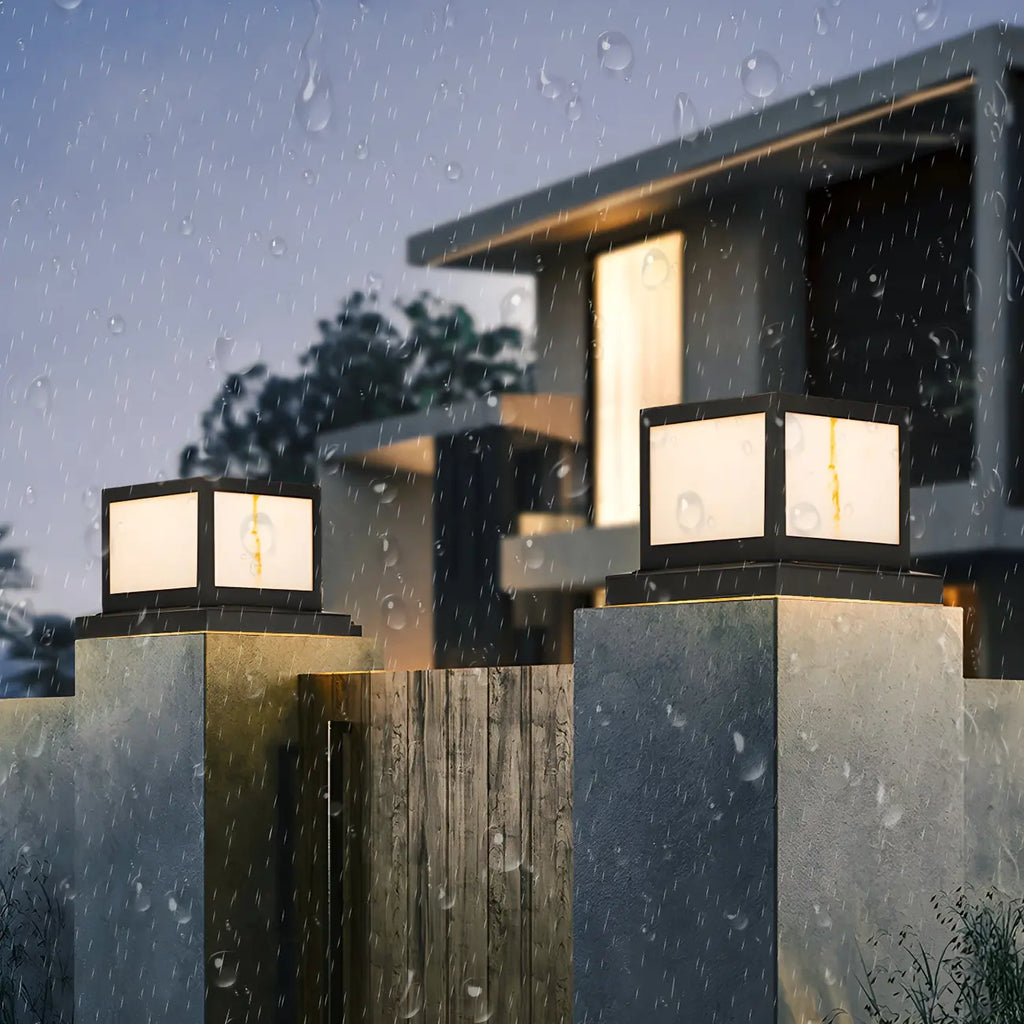 Lampadaires solaires d'extérieur modernes en forme de cube noir