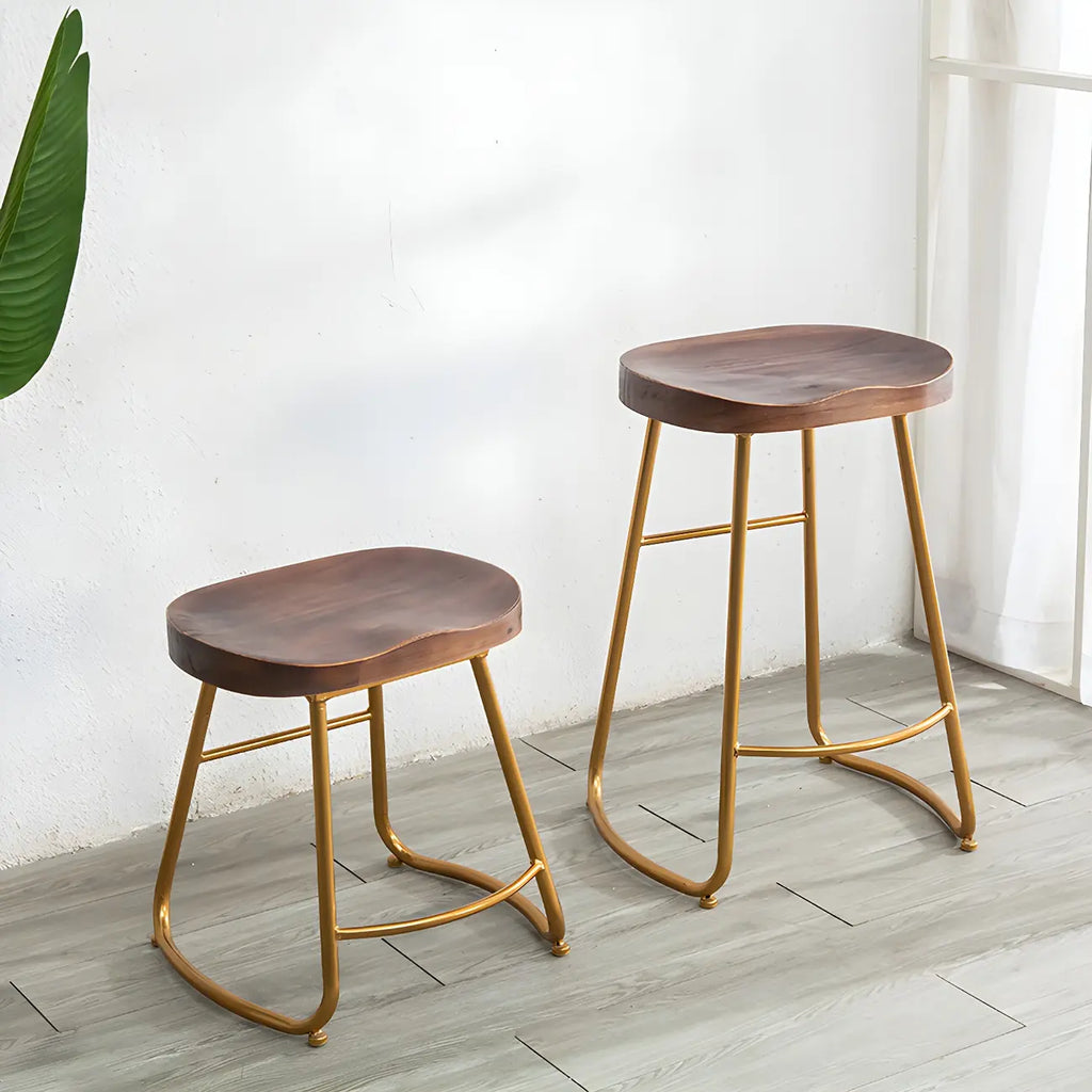 Tabourets de bar glamour confortables en métal et bois, hauteur comptoir