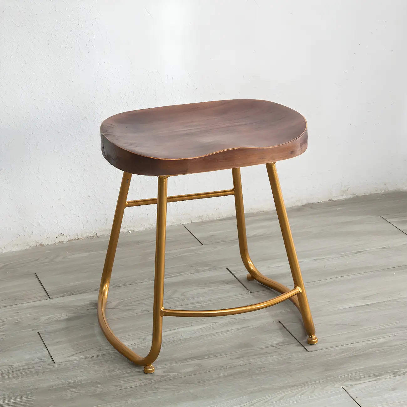 Tabourets de bar glamour confortables en métal et bois, hauteur comptoir