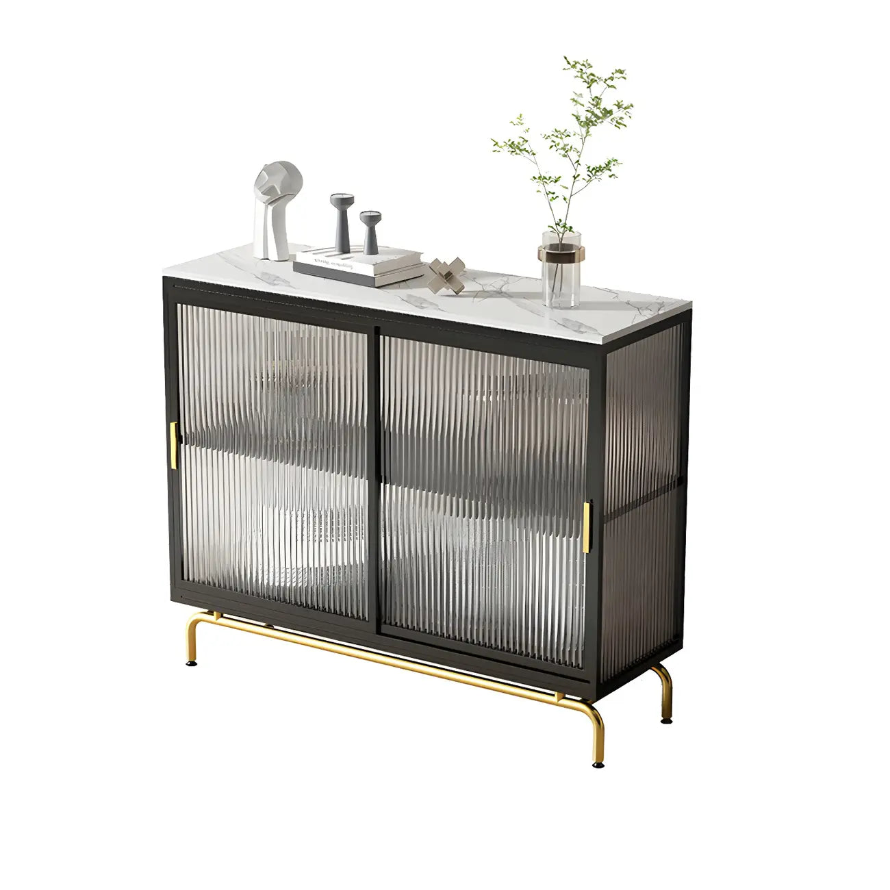 Vitrine à pieds en métal doré avec portes coulissantes en verre
