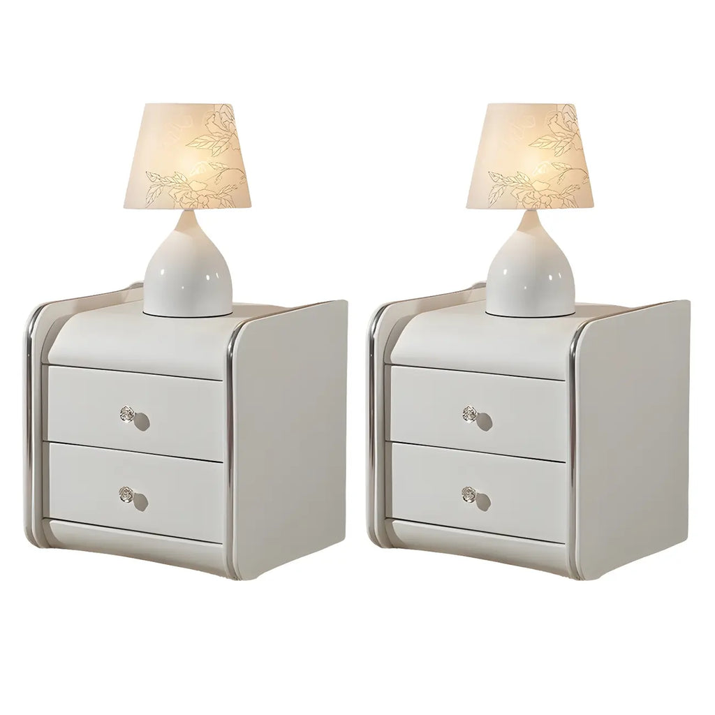 Table de chevet noire luxueuse en bois et cuir brillant, avec 2 tiroirs